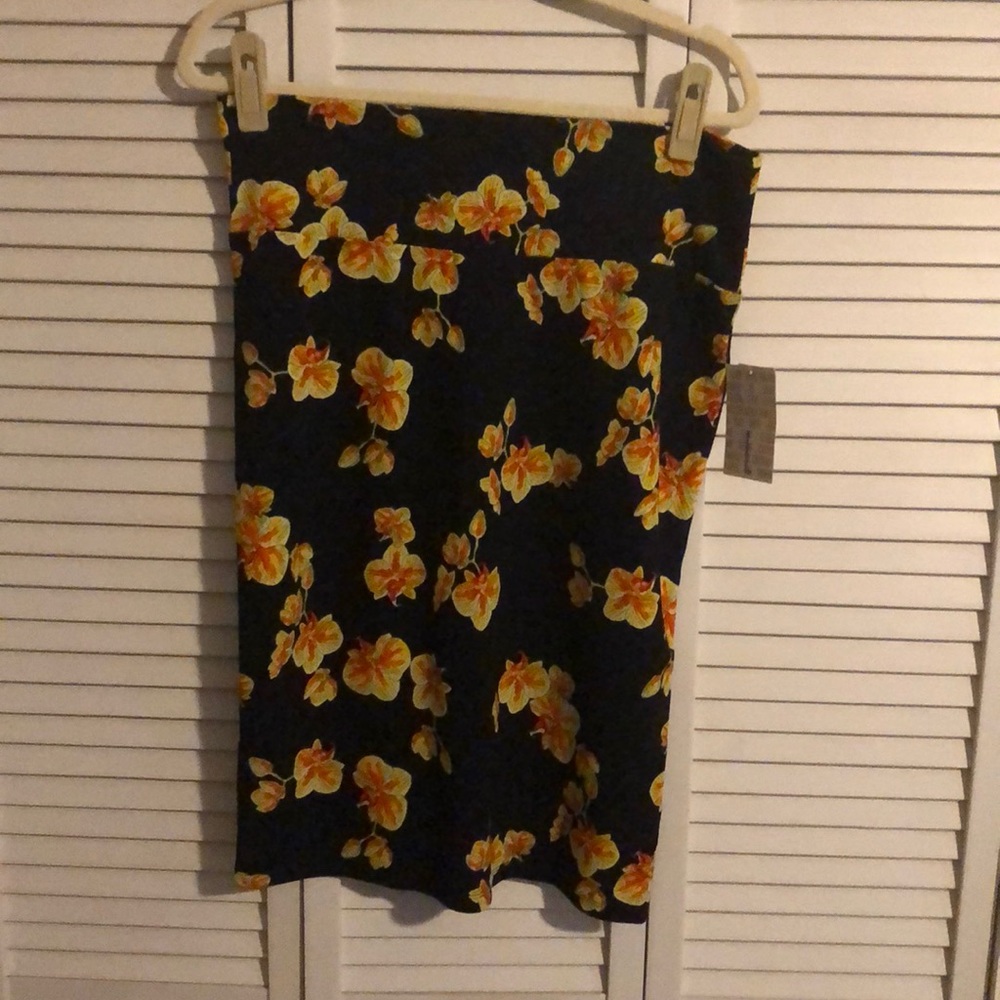 Lularoe Cassie Skirt